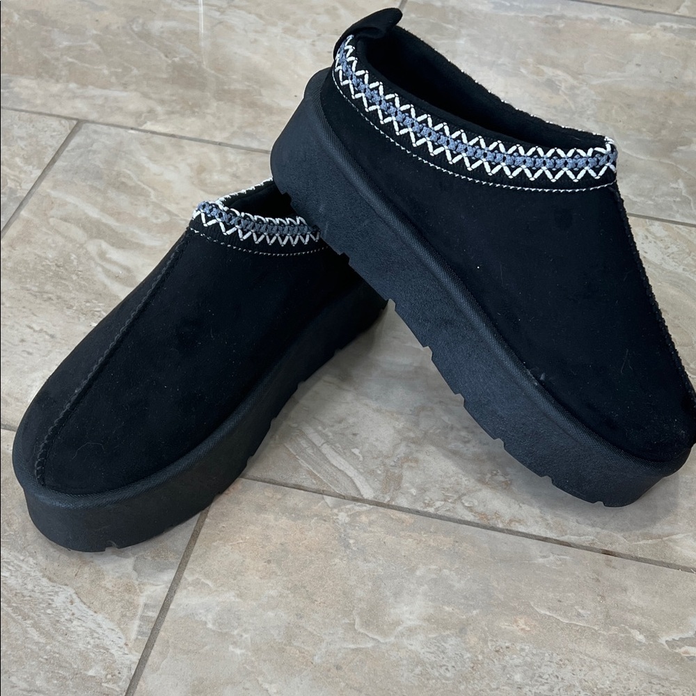 Women’s platform slip on shoes
